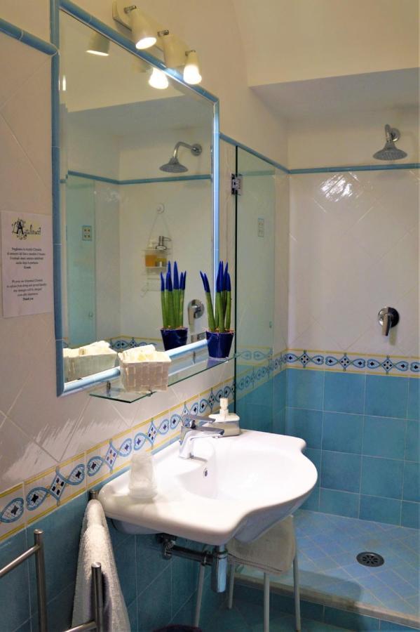 Double or Twin Room with Sea View